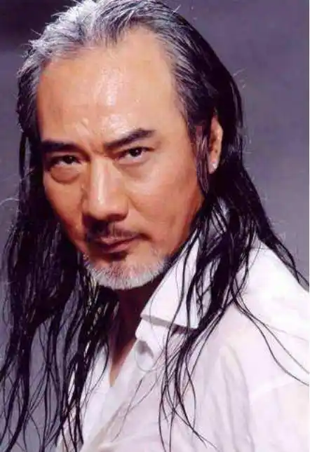 "渣男"徐少强:娶小13岁娇妻,60岁又当爹,今又和网红传绯闻_姜大卫