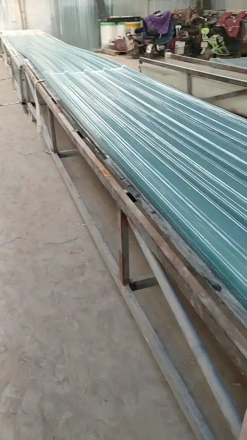 玻璃钢采光瓦,适用于钢结构厂房屋顶使用,屋面透明树脂阳光板