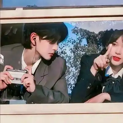 真人情头双人一对两张60组_情侣头像_头像屋