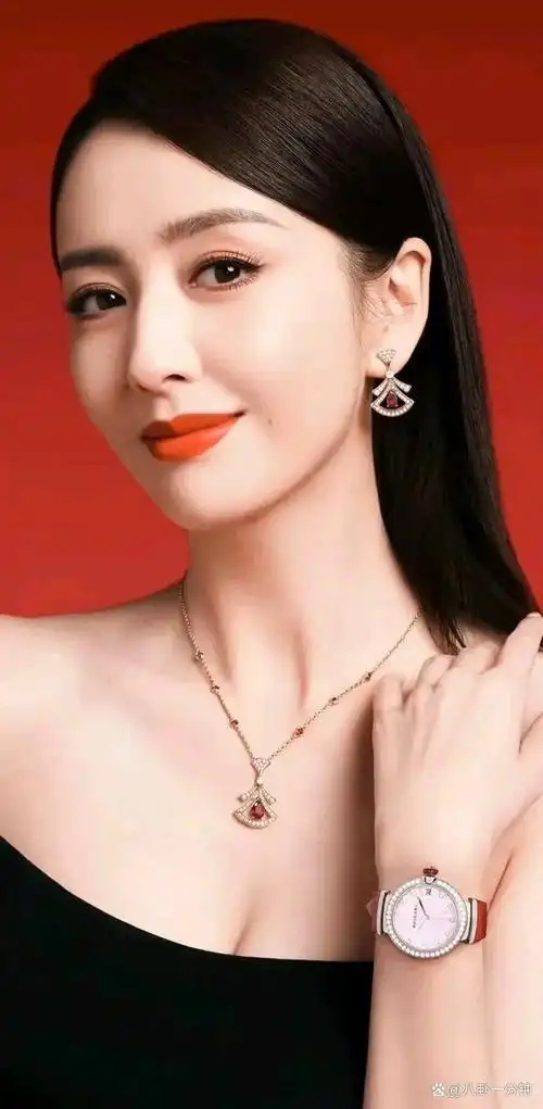 佟丽娅:新疆大美女!