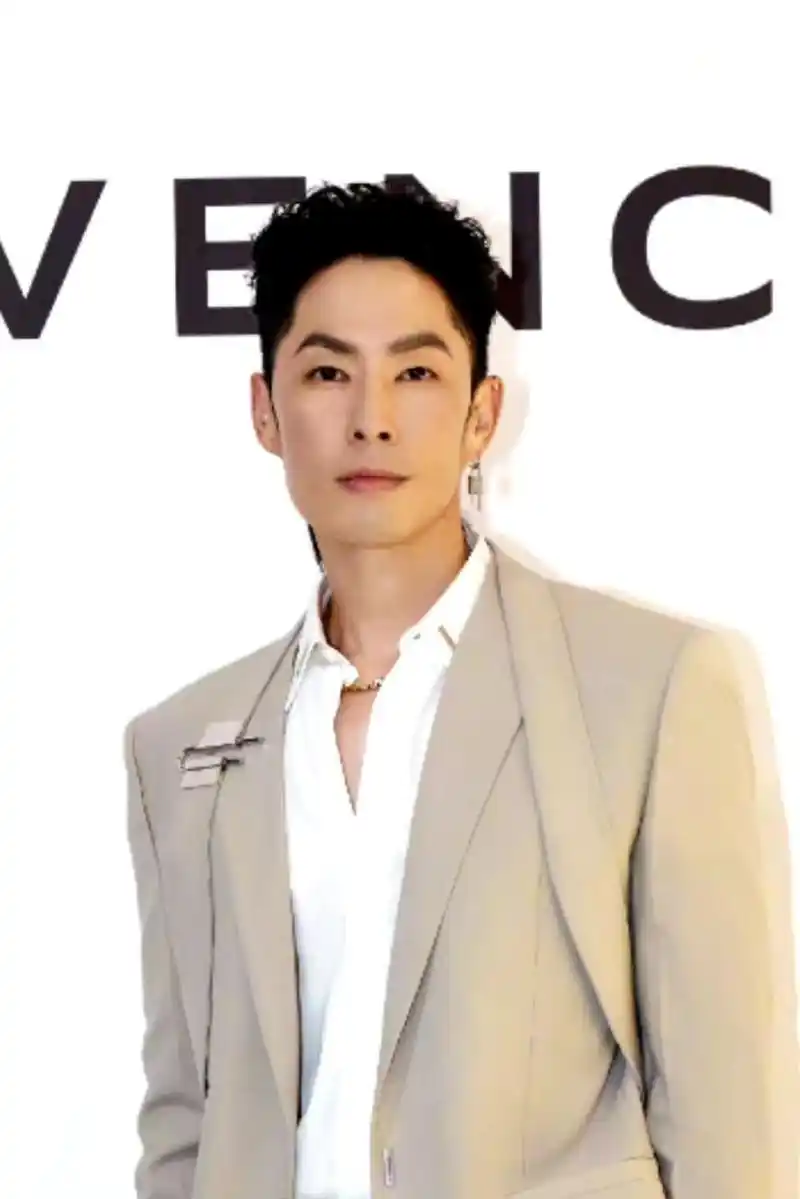 田宅凹陷 无垂珠反骨耳谈恋爱可以,结纷是不会再结的了.