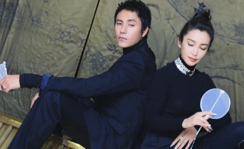 李冰冰与陈坤合拍大片肩膀上铺满苔藓脖上超大宝石项链引注目