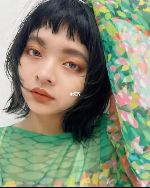 96喜欢辨识度高的短发    那为什么不好好设计一下!