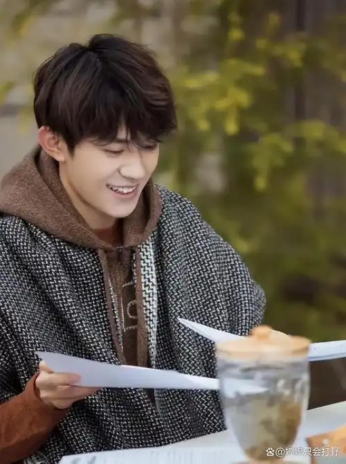 易烊千玺将刘北山这个角色演的出神入化,一时间成为了"十亿少女的梦"