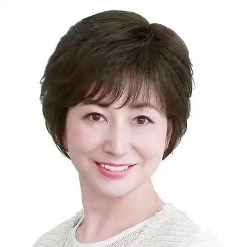 假发发型:短直发适用人群:女士长度:短发材质:真人发丝色系:白色系