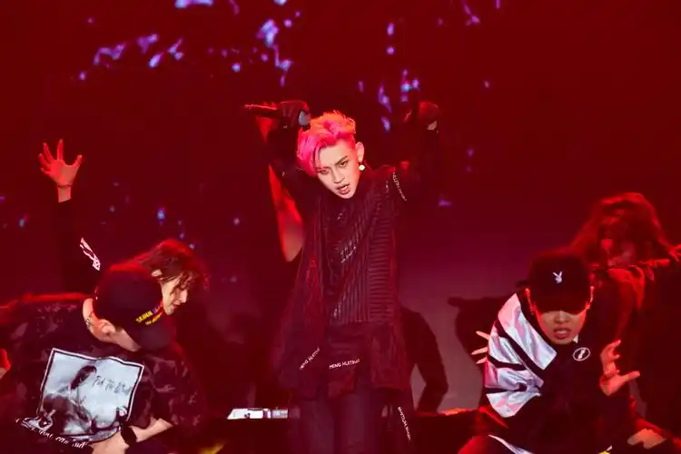 小鬼王琳凯成都音乐会圆满收官全新抒情单曲上线献礼粉丝