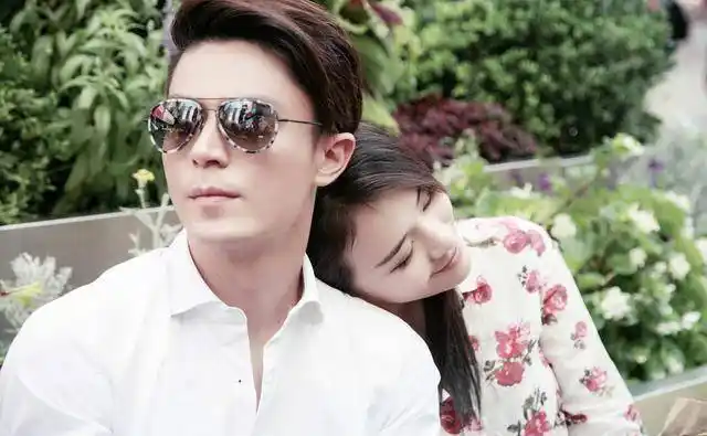 她是正午阳光捧不红的女主,却在电影界夺得"影后" - 马思纯霍建华的