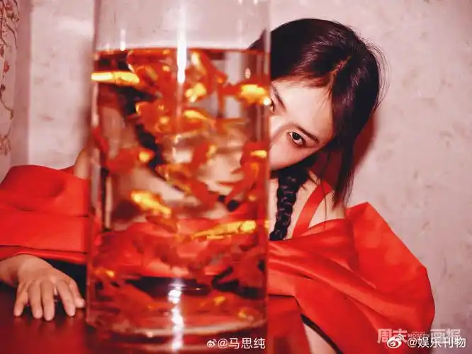 马思纯和自己再认识一遍##马思纯露水玫瑰妆