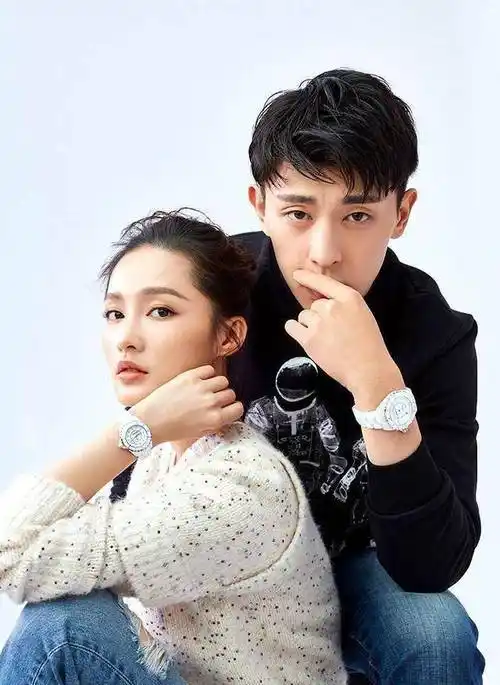 网友光速破案,将abcde对号入座_金晨_邓伦_李沁