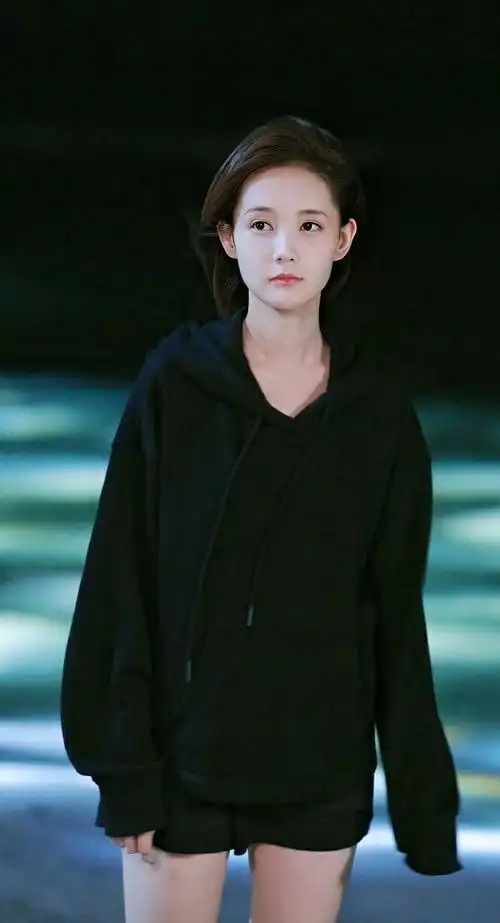 李一桐李一桐艾情就是爱情的模样