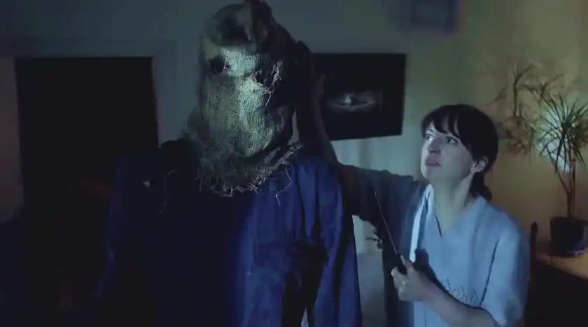 《恐怖短片》遇见的鬼竟然一动不动?