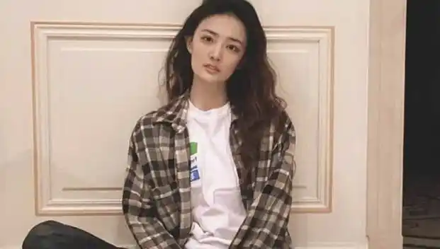 以及关于徐璐和乔任梁真的在一起过吗,徐璐男朋友黄景瑜,徐璐年龄少报