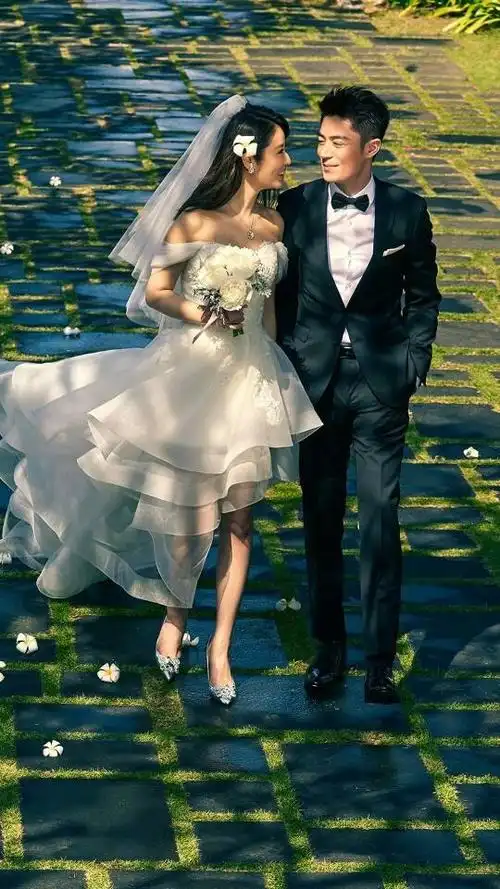 林心如霍建华贴脸合照林心如霍建华大婚 在巴厘岛宝格丽度假村举行