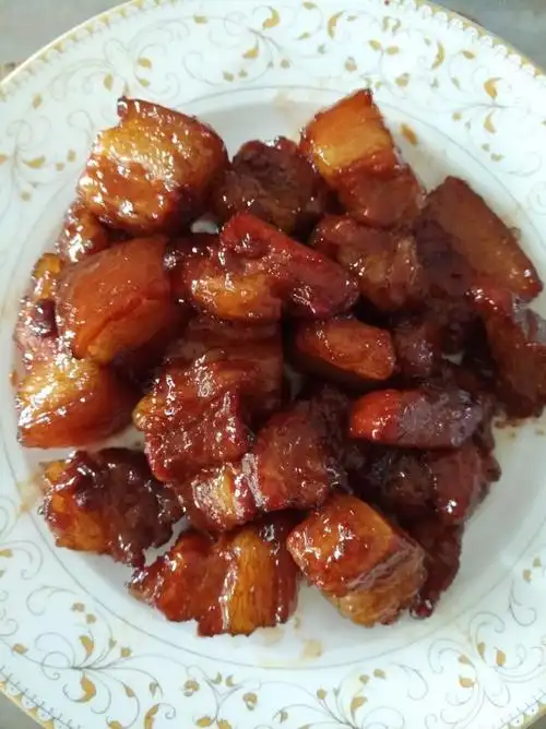 美食达人玲做的零失败红烧肉电饭锅版