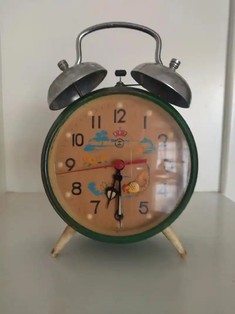 民俗老物件 #钟表 #藏品 #一代人的回忆 - 抖音