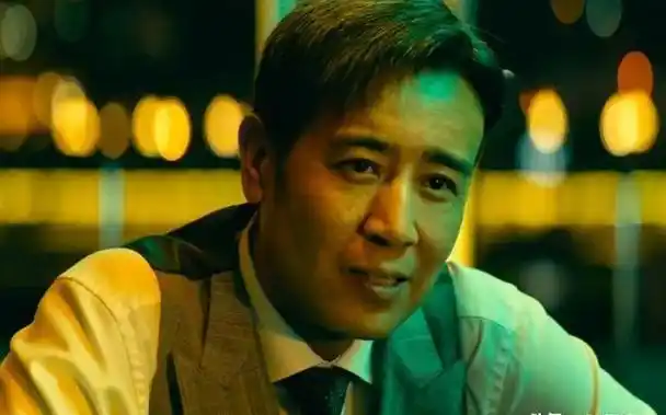 《城中之城》这部新剧由知名演员于和伟主演,一经播出便收获了极高的