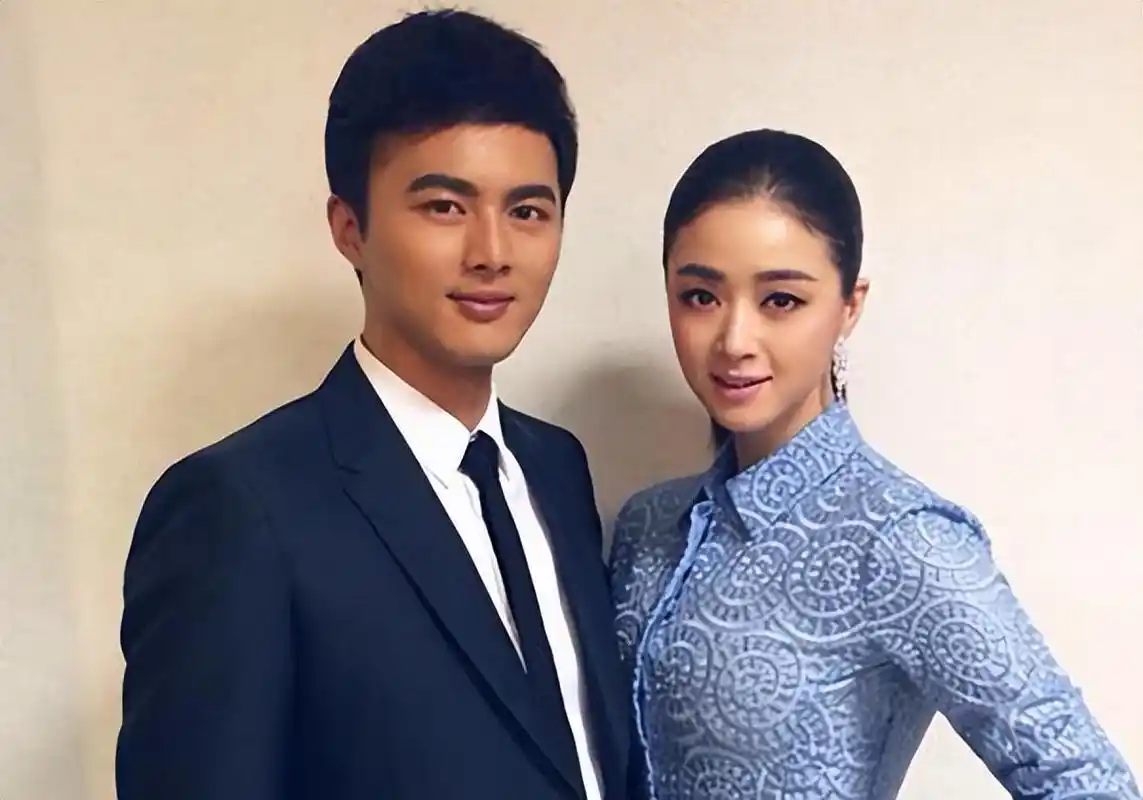 回顾蒋欣16岁北漂20岁买房现40岁无人敢娶活成谁都惹不起的人