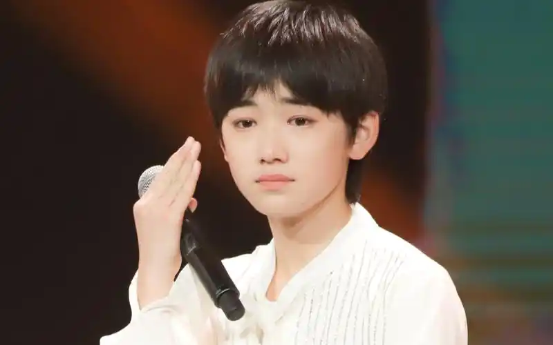 【tyt台风少年团 宋亚轩】读信focus 少年感谢家人队友粉丝落泪