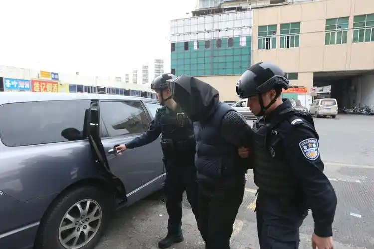 端了10个涉恶势力犯罪团伙!罗湖扫黑除恶显成效