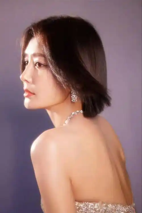 秦岚被x骚扰?张钧甯怀孕?刘宇宁被95花嫌弃?张真源被跑男退货?