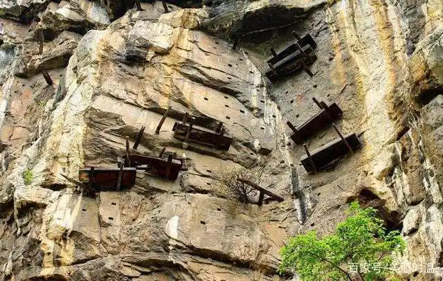 走进江西龙虎山,探究崖墓悬棺,解千古悬棺之迷