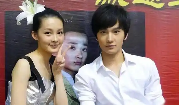 狗仔再曝杨洋恋爱实锤,这次王楚然能被认爱吗?起底"新嫂子"