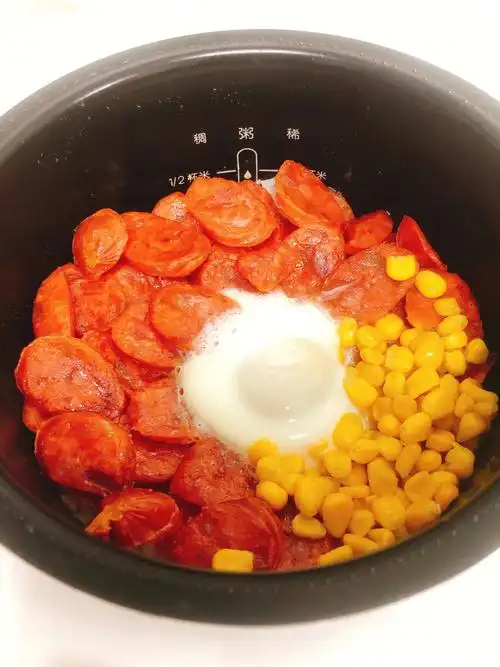 腊味煲仔饭电饭煲做法攻略真香