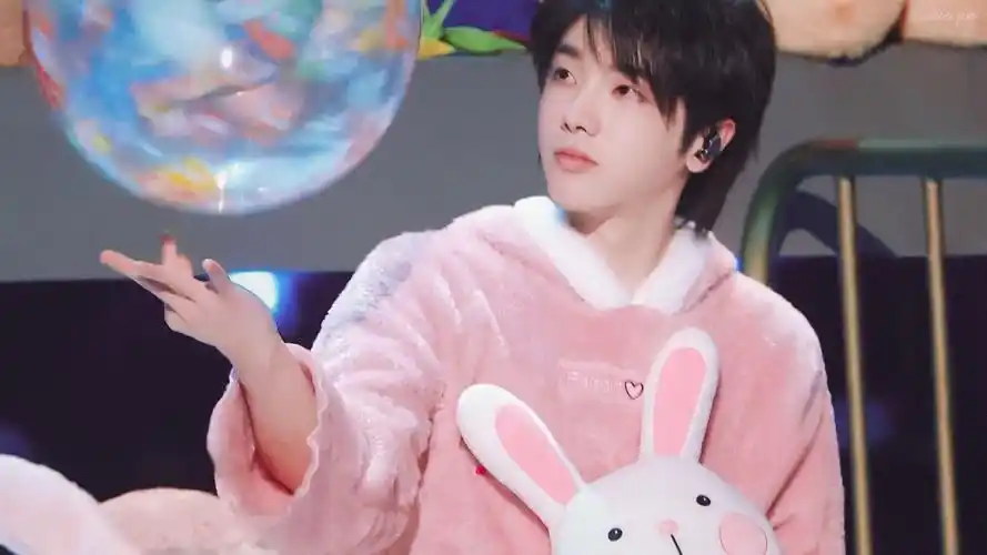 华晨宇 - 堆糖,美图壁纸兴趣社区