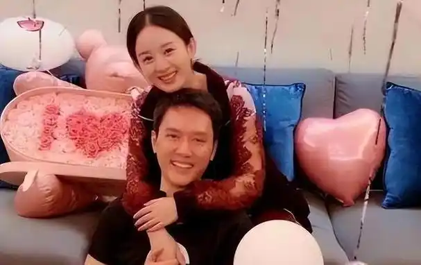 3年过去,再看和冯绍峰分开的赵丽颖,才知道什么叫随性与洒脱