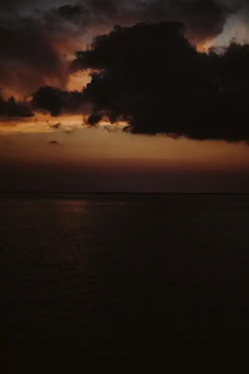 傍晚黄昏风景图片