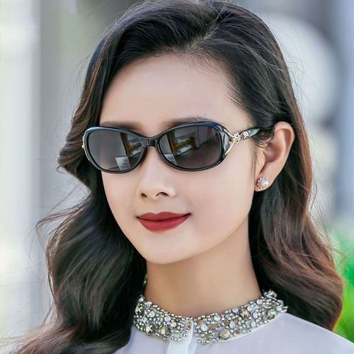 小框太阳镜女小号小脸防紫外线女士眼镜2021新款复古偏光墨镜开车