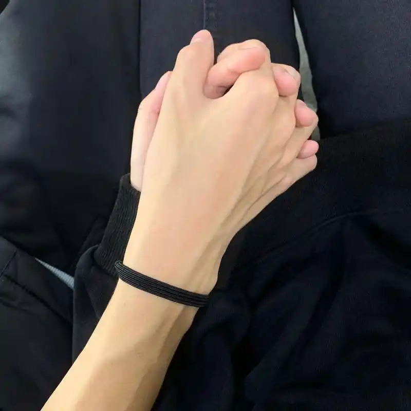 情侣牵手照  好喜欢男朋友~00