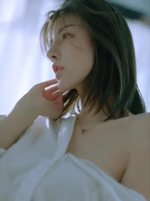 女人的唯美瞬间是那样令人喜欢漂亮美女用照片记录下点滴生活