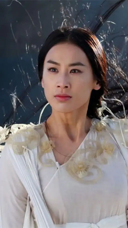 白蛇传说-白素贞-黄圣依饰