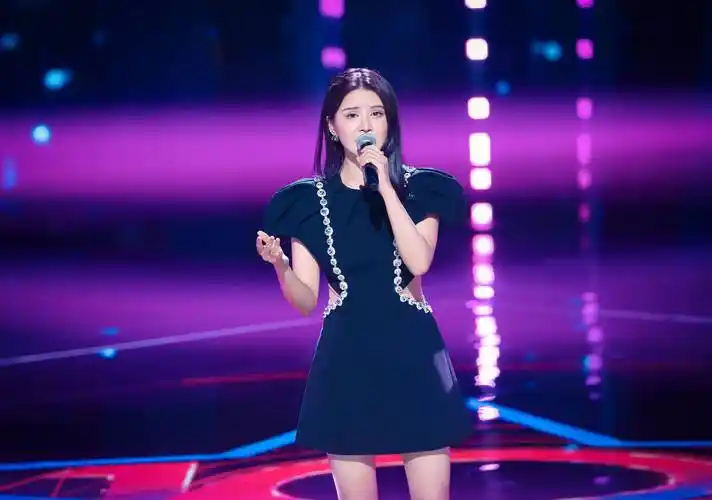 那英化身考官开启出题模式张玫戏腔惊艳全场