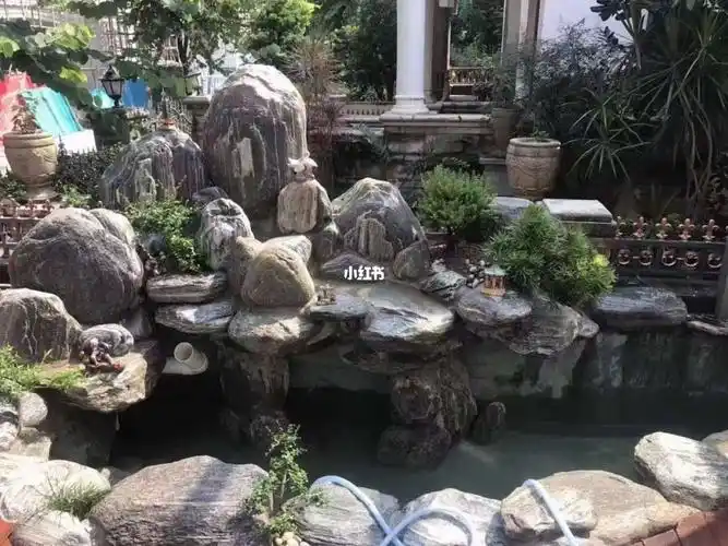 泰山石庭院鱼池假山