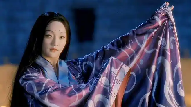 现在看周迅的小唯还是那么惊艳