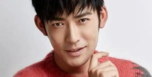 51岁江珊公开恋情,男友在节目中秀恩爱,公开喊话"我养你"!