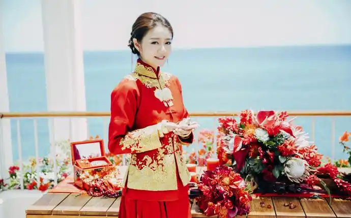 安以轩唯美婚纱照图片