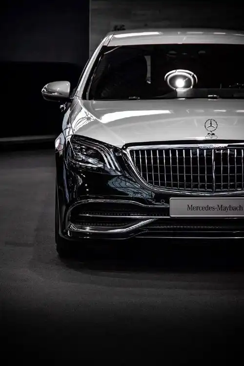 迈巴赫s加长版,这就是身份的象征