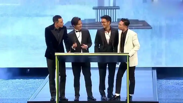 吴彦祖谢霆锋冯德伦罕见同框,颜值依旧在线,堪称有生之年系列啊