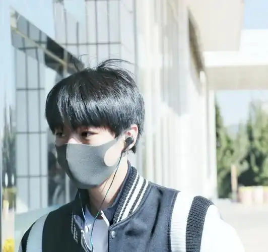 n年前今天的王俊凯