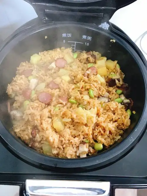 敏敏6820m2dy做的电饭锅煲仔饭