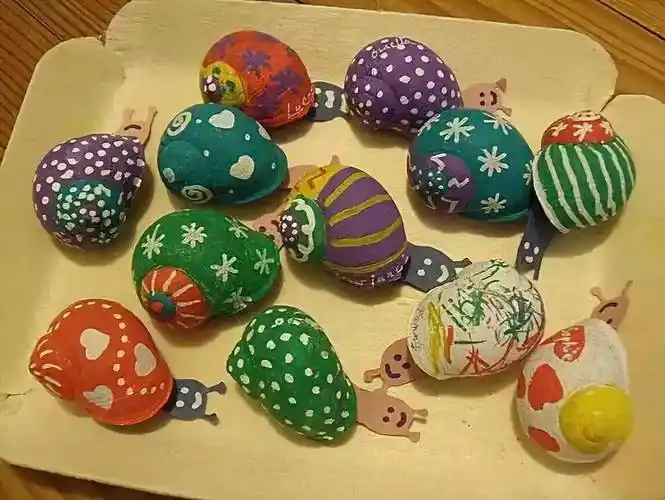 如果你有足够的创意,可以把普通的贝壳变成艺术品摆设