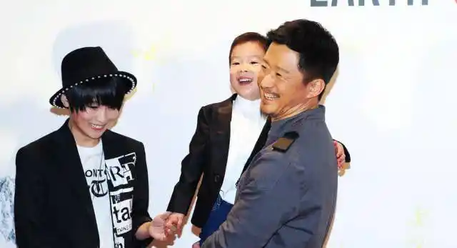 儿子,虽然很多明星在事业成功之后,都选择更改国籍了,但是吴京并没有