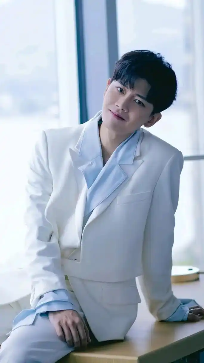 任嘉伦超帅的,#任嘉伦图片 - 抖音