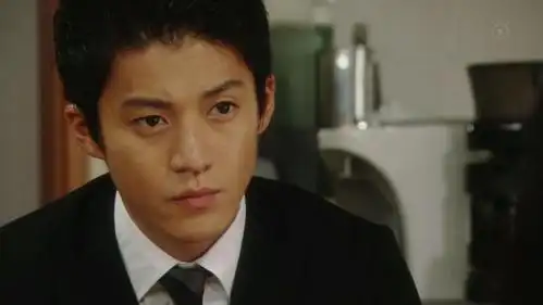 2015年6月22日 16:09   关注  小栗旬 东京dogs 评论 收藏