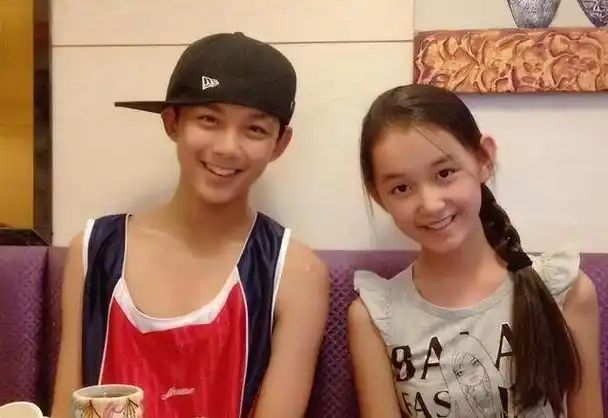 当然啦,除了之前提到的那些演员,像杨紫和张一山这样的实力派也是不容