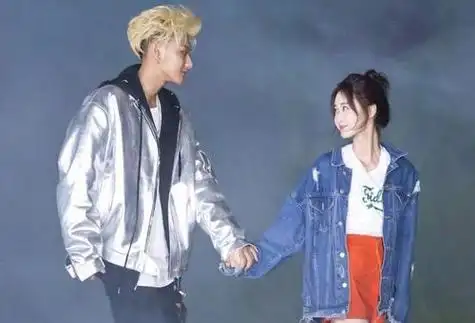 当年的归国四子,现在都已经步入中年,感情状态各异:鹿晗与关晓彤感情