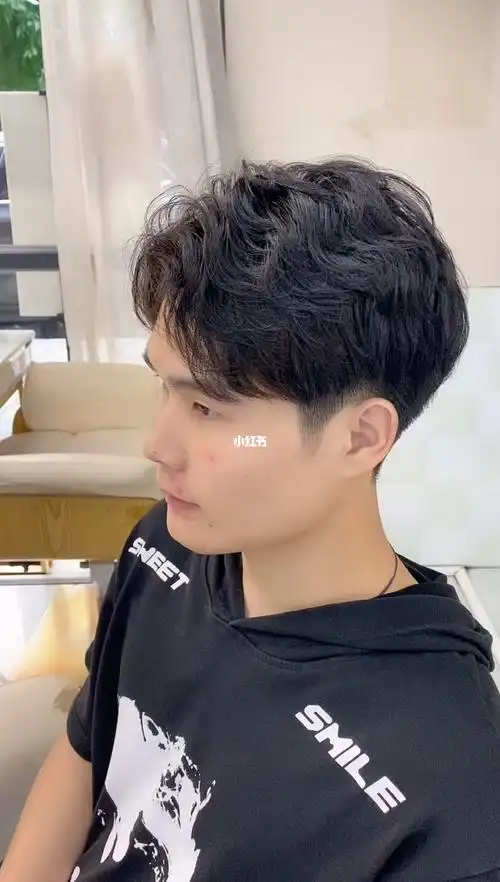 男生纹理烫,三七分烫发,碎盖